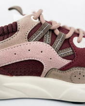 Carica l'immagine nel visualizzatore di Gallery, Sneakers Donna in Vera Pelle con Inserti in Rete Tecnica e Dettagli Laminati