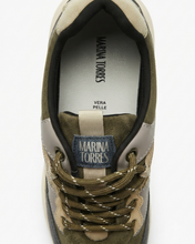 Carica l'immagine nel visualizzatore di Gallery, Sneakers Donna in Vera Pelle con Inserti in Rete Tecnica e Dettagli Laminati