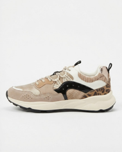 Carica l'immagine nel visualizzatore di Gallery, Sneakers Donna in Vera Pelle con Inserti in Rete Tecnica e Dettagli Laminati
