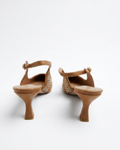 Carica l'immagine nel visualizzatore di Gallery, Sandali Slingback Eleganti in Vera Pelle con Lavorazione Intrecciata Multicolore