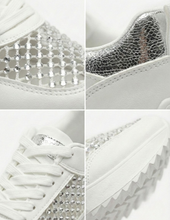 Carica l'immagine nel visualizzatore di Gallery, Sneakers Donna in Eco-pelle con Inserti in Rete Traforata e Strass
