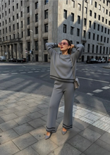 Carica l'immagine nel visualizzatore di Gallery, Maglia Luxe di Completo in Viscosa Mista – Taglia Unica, Morbida e Strutturata