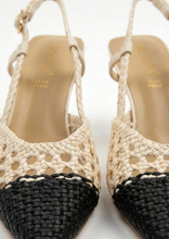 Carica l'immagine nel visualizzatore di Gallery, Décolleté Slingback Artigianale - Eleganza Intrecciata e Comfort in Agnello