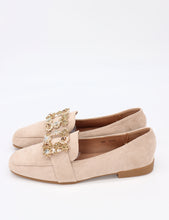 Carica l'immagine nel visualizzatore di Gallery, Mocassino ballerina scamosciato con fibbia quadrata di gioielli