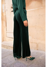 Carica l&#39;immagine nel visualizzatore di Gallery, PANTALONI DA COMPLETO VELLUTO DRITTI
