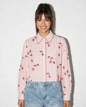 Carica l'immagine nel visualizzatore di Gallery, Camicia a Righe con Ricami Floreali e Pailettes - Design Francese

