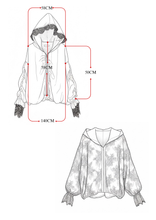 Carica l&#39;immagine nel visualizzatore di Gallery, Doppia Faccia Giacca Beige Oversize in Seta e Pizzo - Stile Avvolgente con Maniche a Balze
