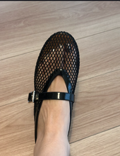 Carica l'immagine nel visualizzatore di Gallery, Ballerina Mary Jane in Rete Tecnica ed Eco-Pelle 4 Colori
