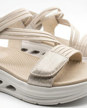 Carica l'immagine nel visualizzatore di Gallery, Sandali Sport-Chic in Tessuto Tecnico con Listini Asimmetrici e Plantare Ergonomico
