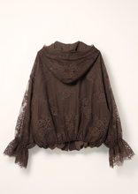 Carica l&#39;immagine nel visualizzatore di Gallery, Doppia Faccia Giacca Marrone Oversize in Seta e Pizzo - Stile Avvolgente con Maniche a Balze
