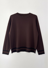 Carica l&#39;immagine nel visualizzatore di Gallery, Maglia Luxe di Completo in Viscosa Mista – Taglia Unica, Morbida e Strutturata
