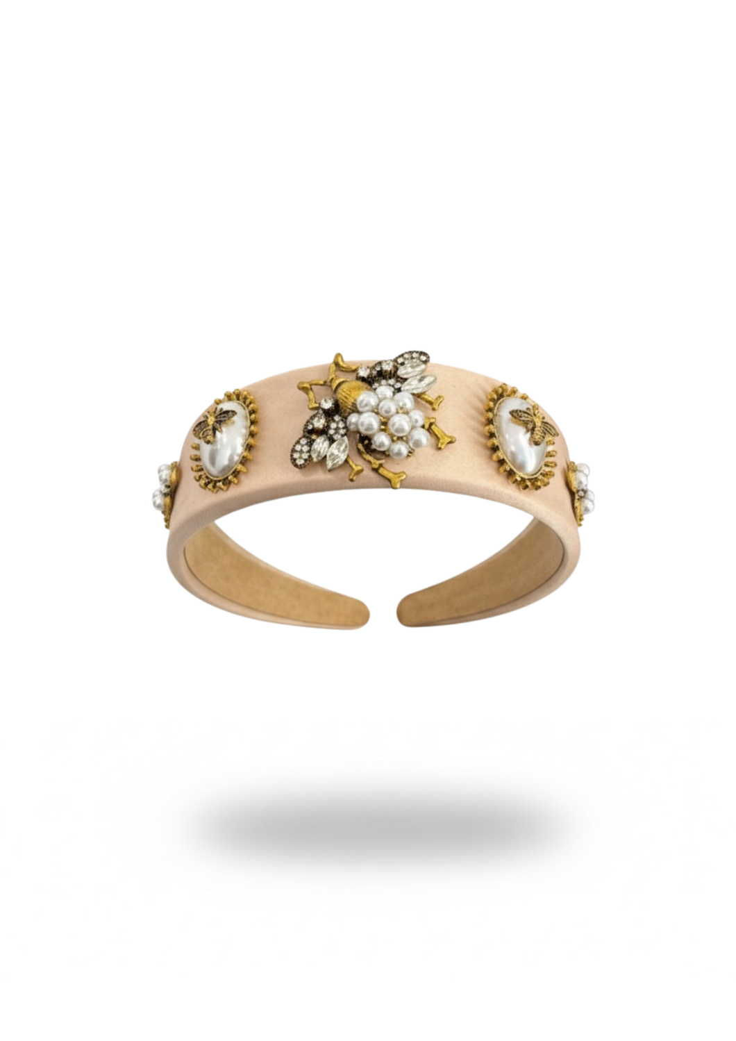CERCHIETTO BEIGE ARTIGIANALE IN RASO CON DETTAGLI GIOIELLO E MOTIVO APE IN PERLE E CRISTALLI