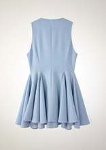 Carica l&#39;immagine nel visualizzatore di Gallery, Abito Celeste Doppiopetto con Bottoni Dorati e Dettaglio Leone di Venezia
