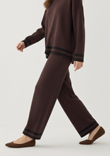 Carica l&#39;immagine nel visualizzatore di Gallery, Pantaloni Luxe di Completo in Viscosa Mista – Taglia Unica, Morbida e Strutturata
