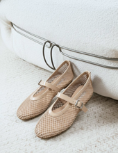 Carica l'immagine nel visualizzatore di Gallery, Ballerina Mary Jane in Rete Tecnica ed Eco-Pelle 4 Colori
