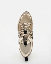 Carica l'immagine nel visualizzatore di Gallery, Sneakers Donna in Vera Pelle con Inserti in Rete Tecnica e Dettagli Laminati
