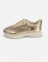 Carica l'immagine nel visualizzatore di Gallery, Sneakers Donna in Eco-pelle con Inserti in Rete Traforata e Strass
