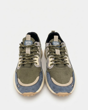 Carica l'immagine nel visualizzatore di Gallery, Sneakers Donna in Vera Pelle con Inserti in Rete Tecnica e Dettagli Laminati
