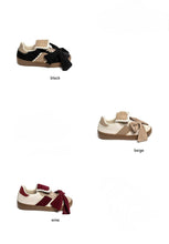 Carica l&#39;immagine nel visualizzatore di Gallery, Sneakers fiocco oversize
