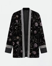 Carica l'immagine nel visualizzatore di Gallery, Giacca Kimono in Effetto Velluto con Ricami Fatti a Mano
