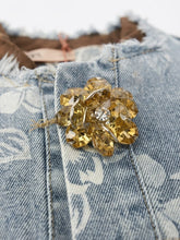 Carica l'immagine nel visualizzatore di Gallery, Giacca in Denim Oversize con Ricami e Dettagli in Raso
