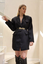 Carica l&#39;immagine nel visualizzatore di Gallery, Vestito giacca sartoriale oversize con spalline imbottite e cintura
